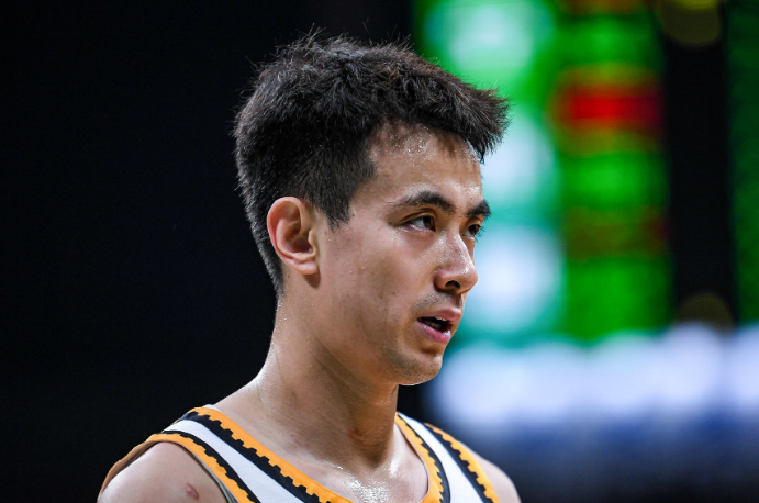 华体会-辽篮官宣:赵继伟确定复出战新疆 此前因肌肉拉伤缺席前14场