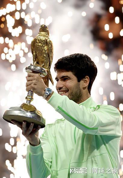华体会-阿尔卡拉斯多哈夺冠后坦言:成功不仅仅是捧起奖杯