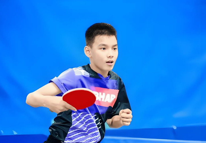 华体会官网-3-1夺冠！国乒14岁新星崛起：第421位蹿升，看齐樊振东林高远？